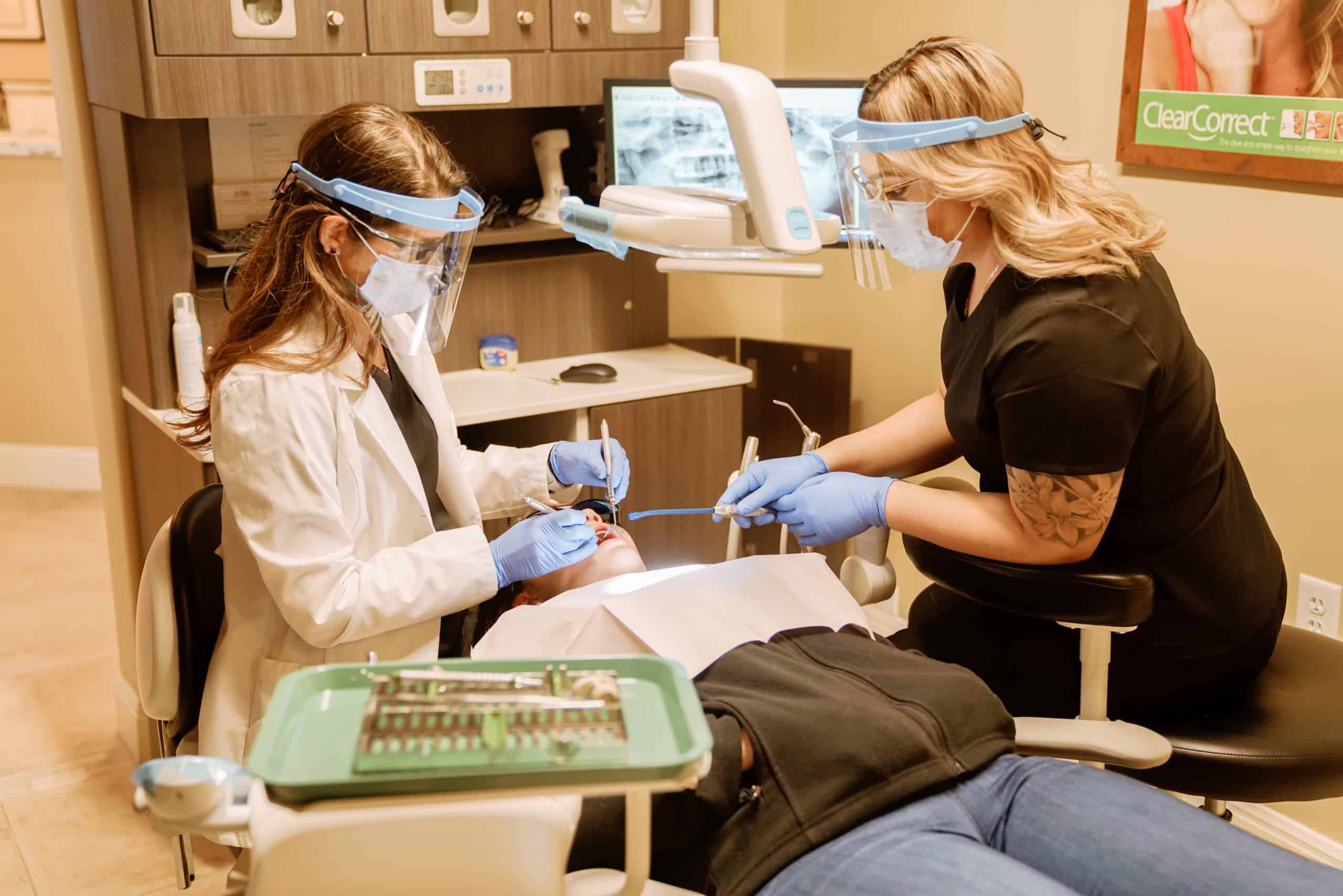 Adjusting to Life With Invisalign Treatment